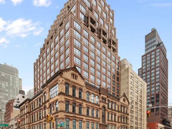 351 East 51st Street image 11 of 15