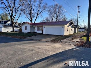 354 E Hail St, Bushnell, IL 61422