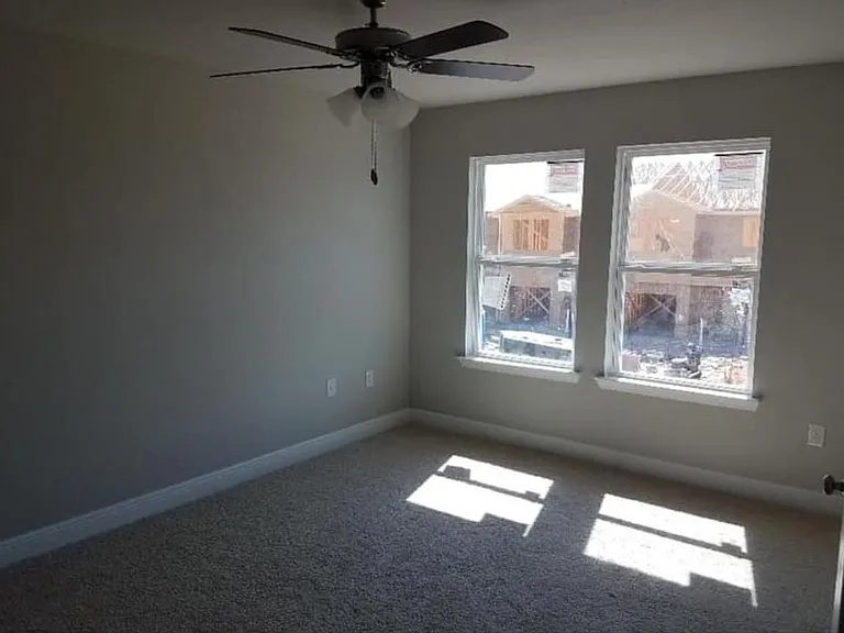 5824 Callaway Cir — Photo 2