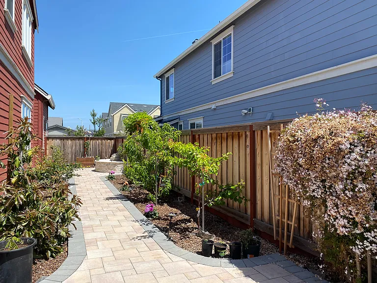 Side yard