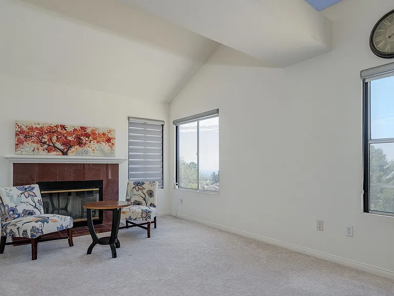 1011 S Mountcrest Ct — Photo 23