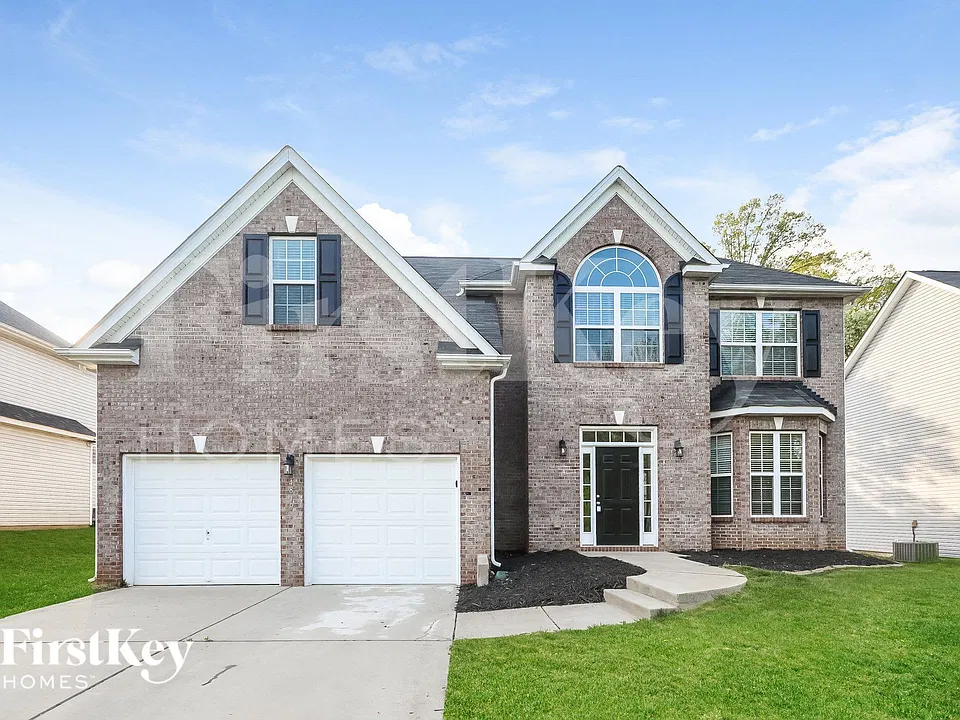 4819 Eagle Creek Dr