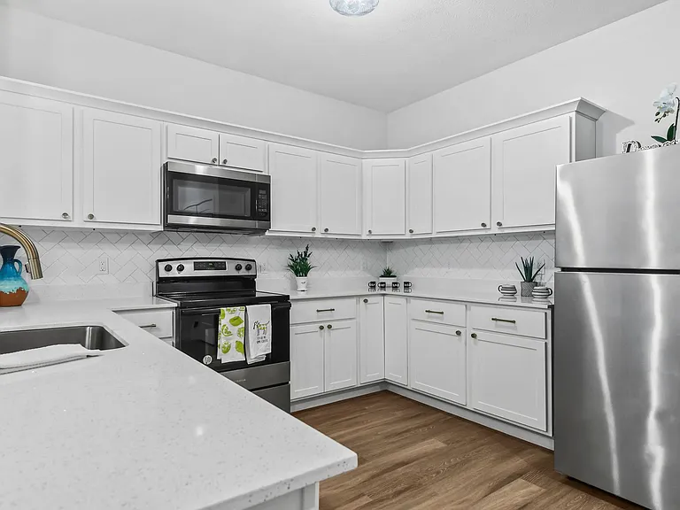 Ravina New Construction — Photo 11