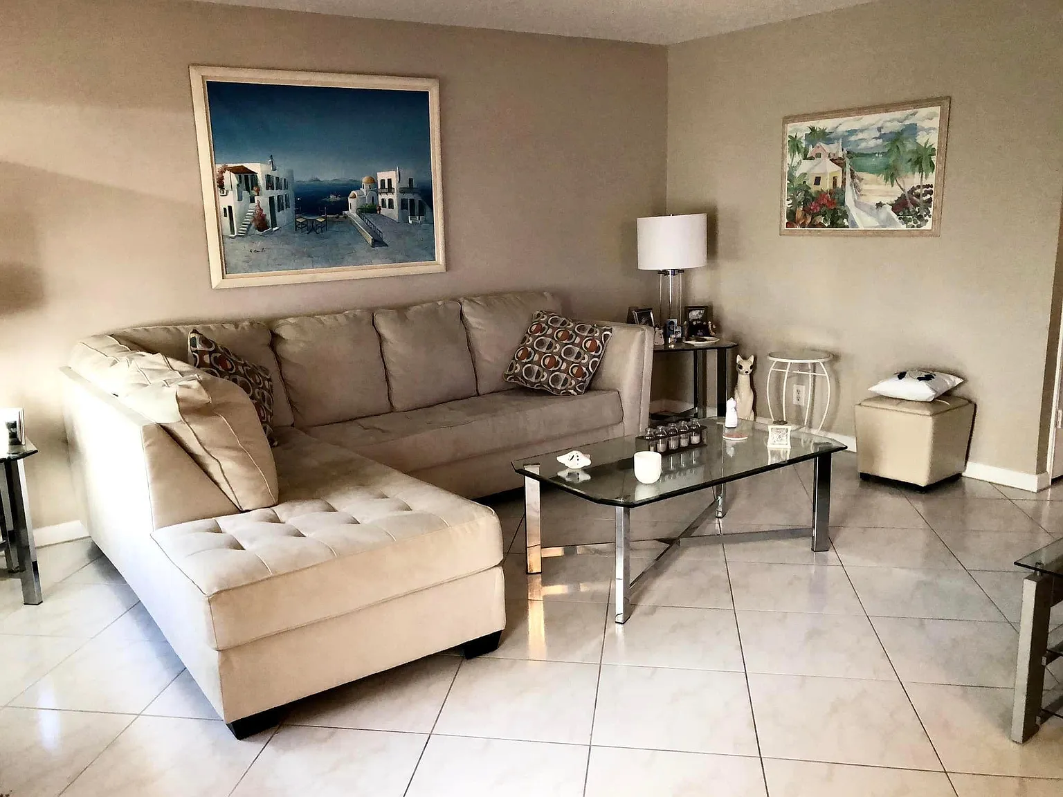 2 bed, 2.0 bath, 907 sqft, $2,800 — Photo 1