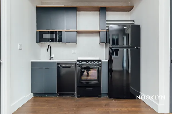 Rented by Nooklyn NYC LLC | media 41