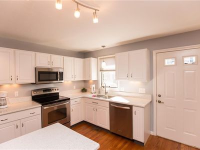 165 Holland St Unit 4, Cranston, RI, 02920