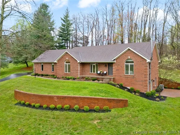 3601 Vale Hill Drive, Floyds Knobs, IN 47119