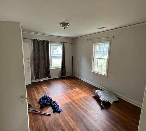 2nd image of 3739 Marion Ave