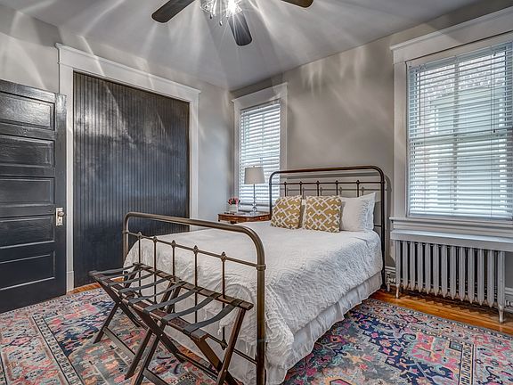 5th image of 2706 W Main St #1A