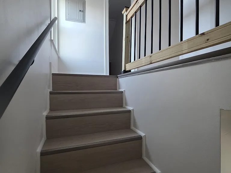 92 Washington St #3 — Photo 8