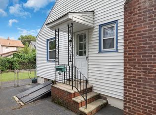 35 Hudson Pl, Bloomfield, NJ 07003