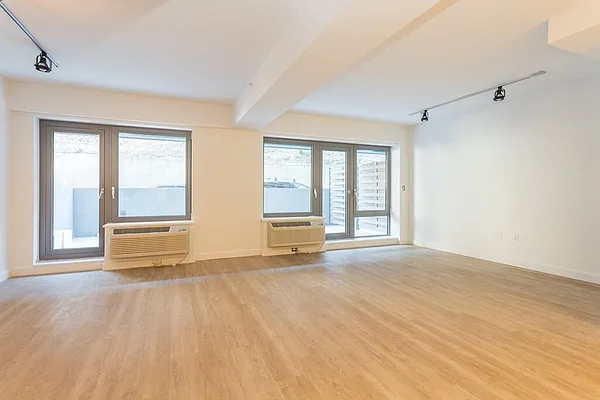 Rented by MNS | media 34