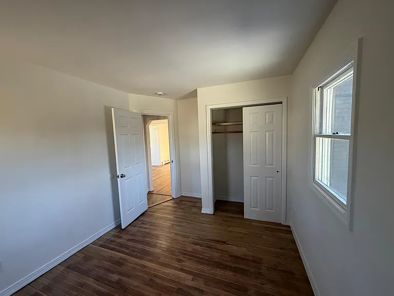 Pansy Rd — Photo 14