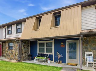 625 S Asbury Dr APT 11, Pigeon Forge, TN 37863