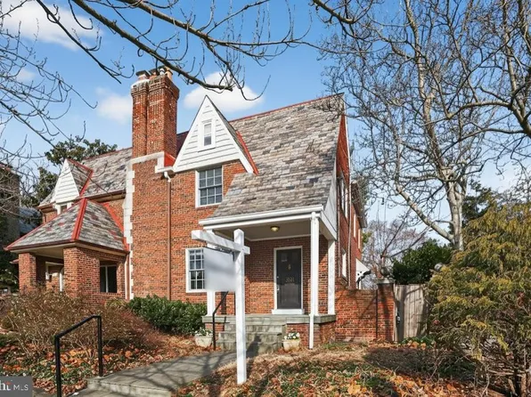 3811 Upton St NW, Washington, DC 20016