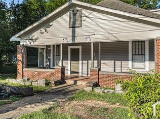 104 Henley St, Midfield, AL 35228