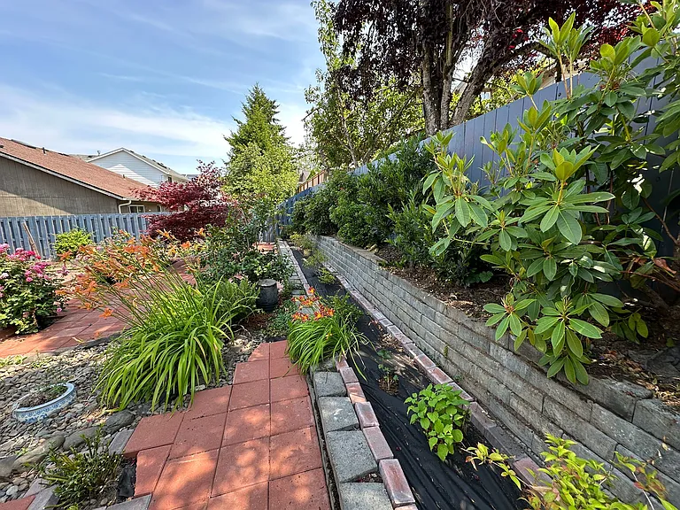 18078 NW Sylvania Ln — Photo 42