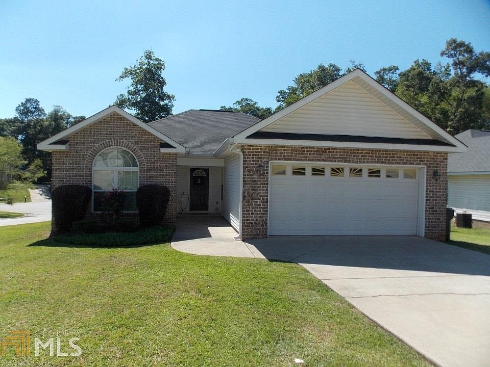 1st image of 112 Vanessa Dr