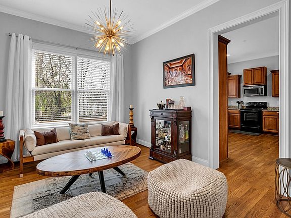 5th image of 726 Rutherford Rd