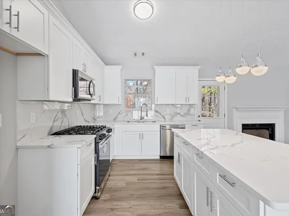 5950 Milligan Ct, College Park, GA 30349