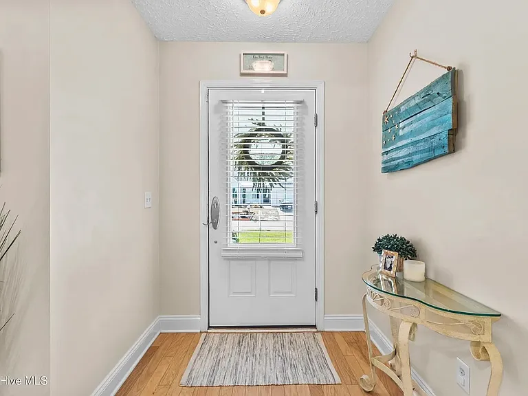 513 Catamaran Dr — Photo 19