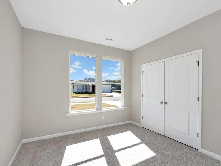 135 Plum Tree Ln — Photo 10