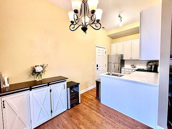 2nd image of 1342 N North Park Ave APT 3