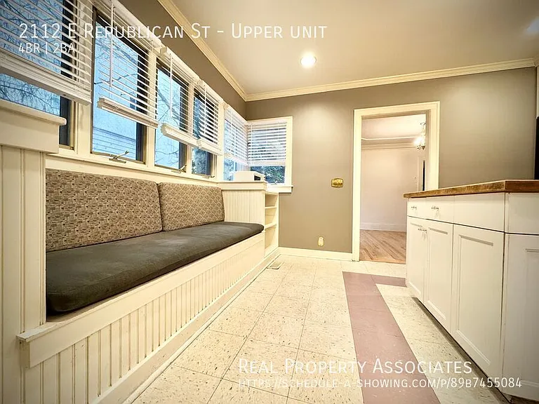 2112 E Republican St #UPPER — Photo 27