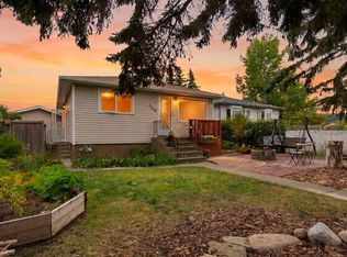 3708 66th St NW, Calgary, AB T3B 2H9