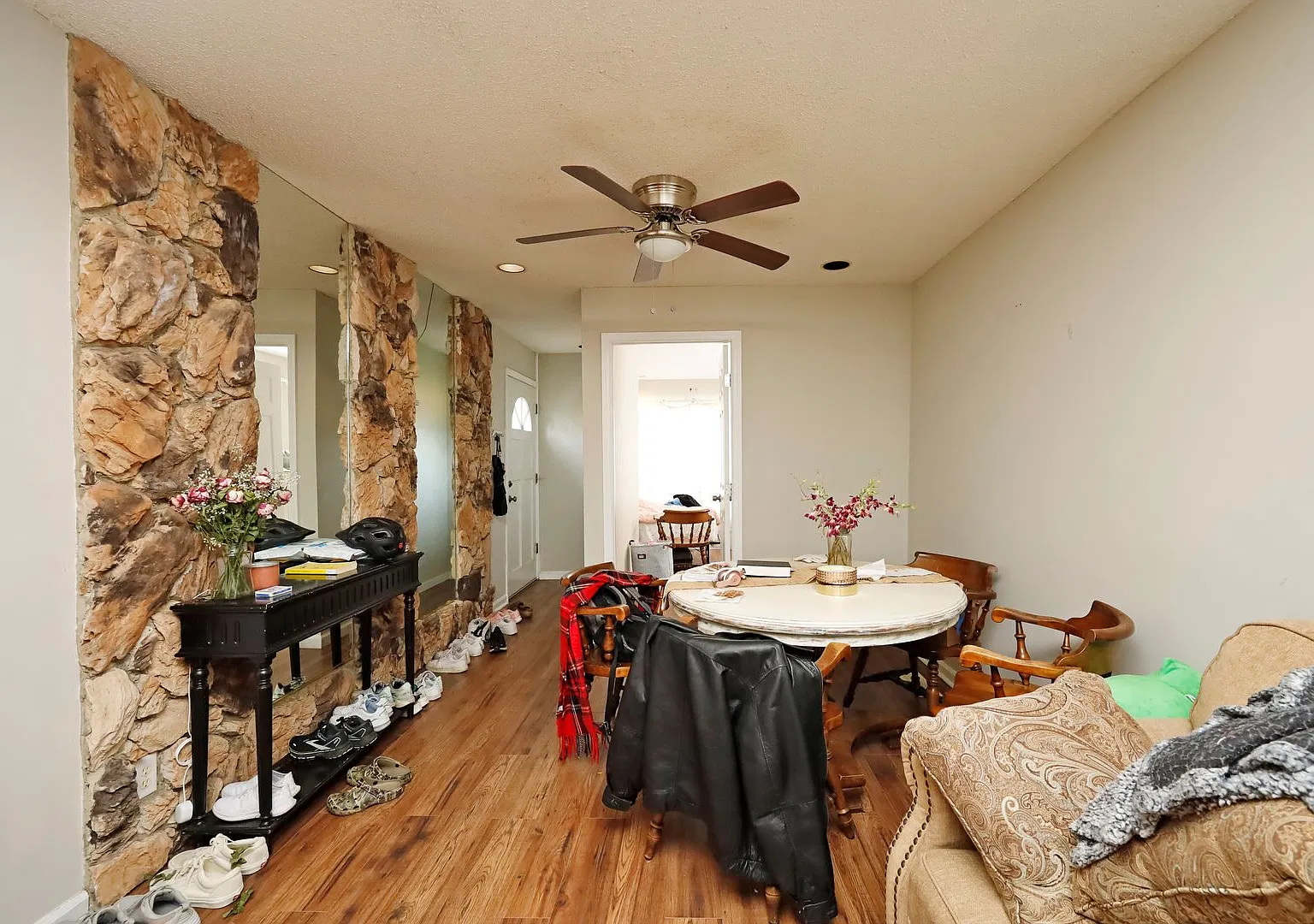 Great home in Chapel Hill! — Photo 3