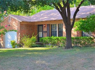 6115 Greenmere Pl, Dallas, TX 75227