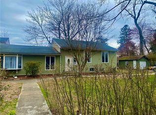 68 Circle Rd, Mahopac, NY 10541