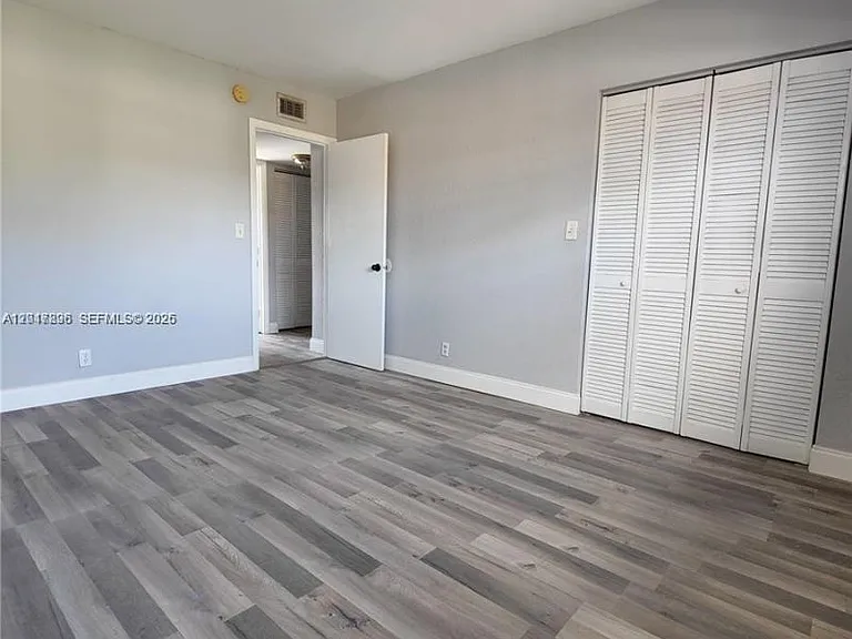 4719 NW 9th Dr #4719 — Photo 10