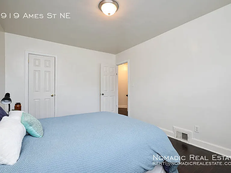 3919 Ames St NE — Photo 20