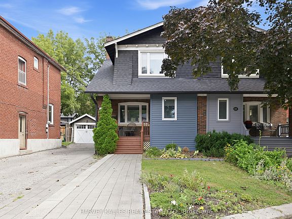 3rd image of 143 Forman Ave