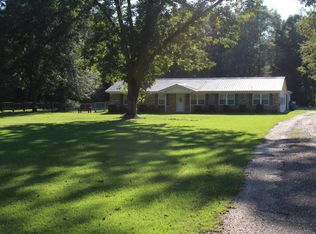 17729 Highway 613, Moss Point, MS 39562