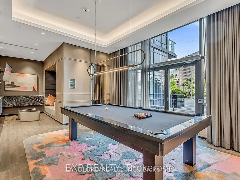 5 Mabelle Ave #Penthouse 33 — Photo 22