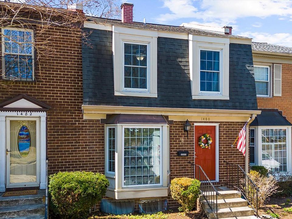 1st image of 1480 Carlyle Ct #109