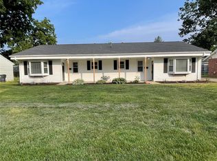 2008 E C St, Belleville, IL 62221