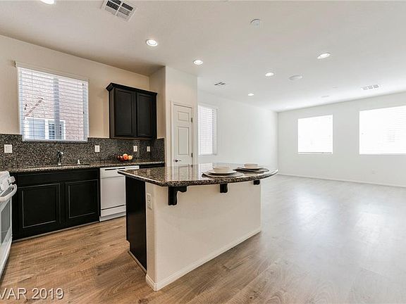 3rd image of 771 Bending Wolf Ave