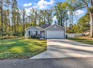 3318 S Bend St, Loris, SC 29569