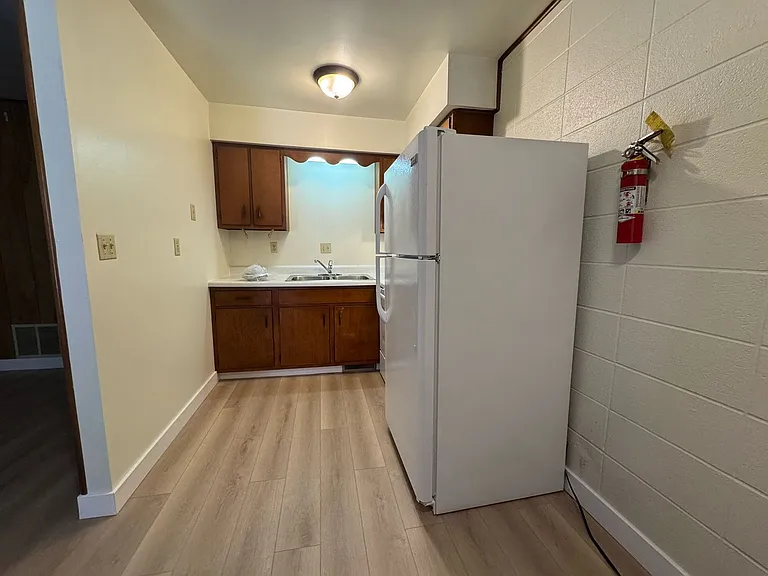 326 W Kenwood Dr #11 — Photo 11