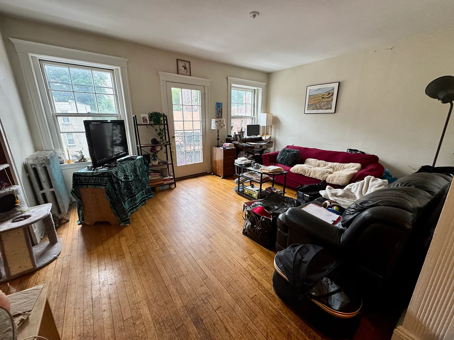 5 bed, 1450 sqft, $4,000 — Photo 2