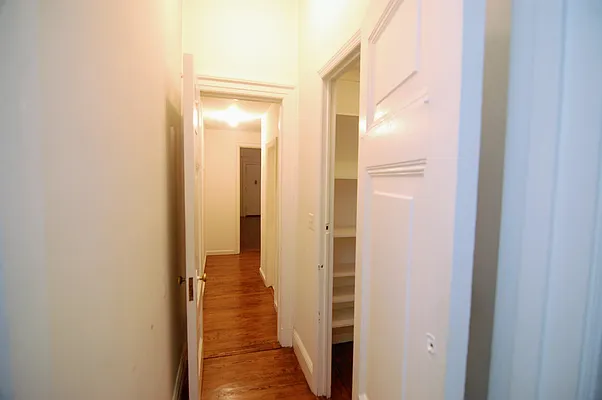 Rented by R New York | media 24