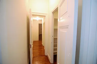 Rented by R New York