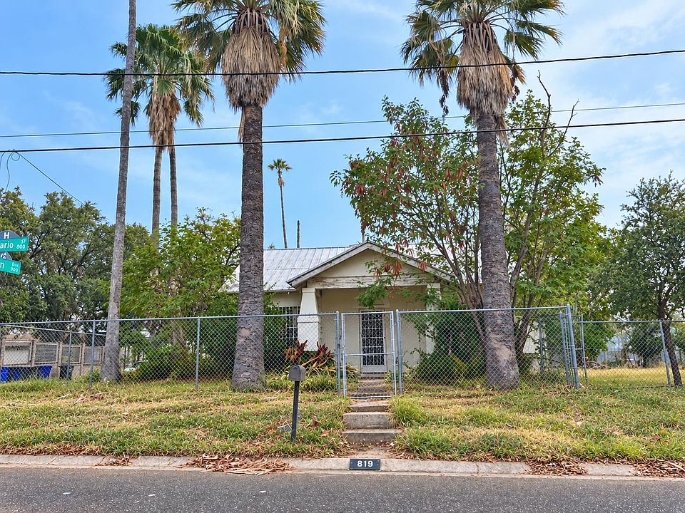 1st image of 819 Rosario St