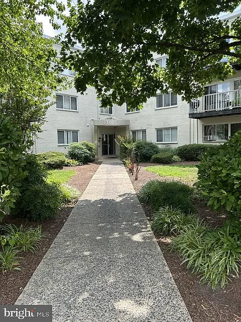 1005 Chillum Rd #110
