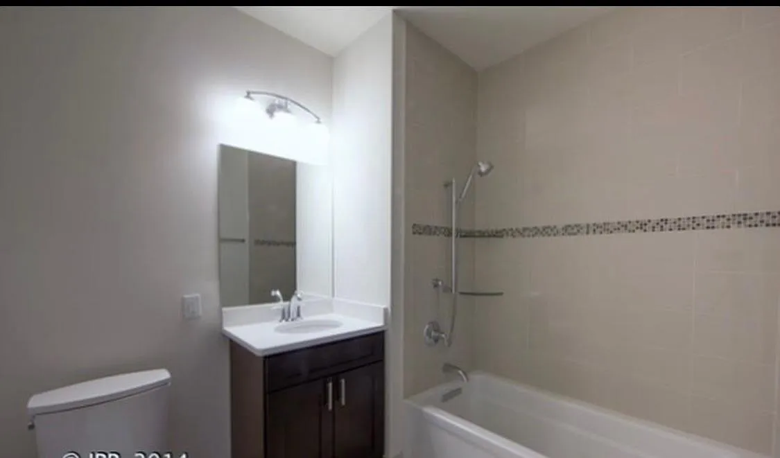 230 Walker St — Photo 1