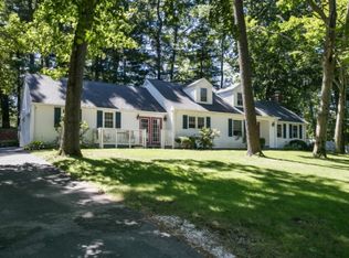 347 Williams St, Longmeadow, MA 01106