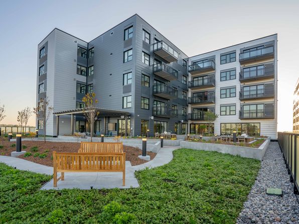 200 Albert Ave #1223279